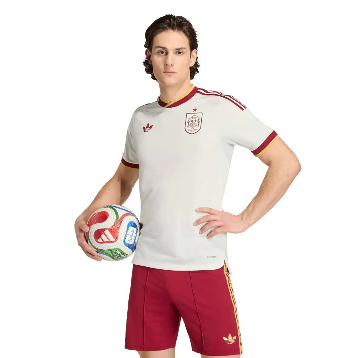 JN4392_4_APPAREL_On_Model_Standard_View_white.webp